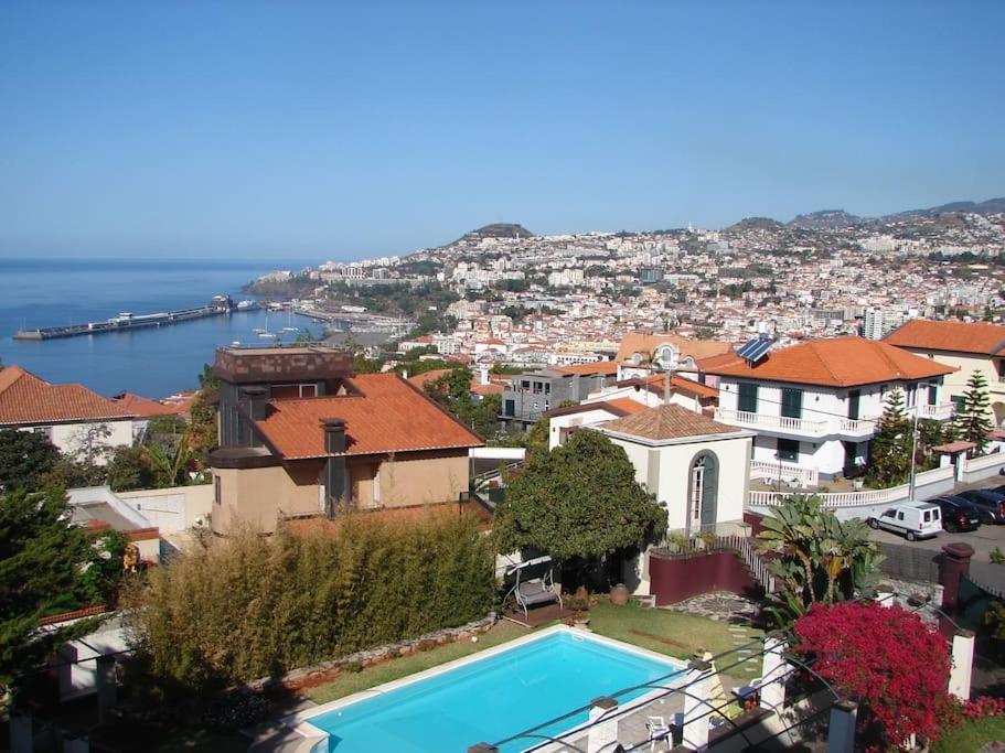 Private Pool Apt. With Great View 푼샬 외부 사진